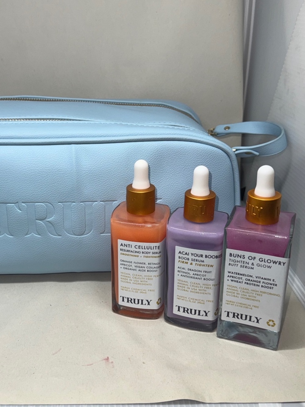 Truly Serum Set with Bag - BRAND NEW
